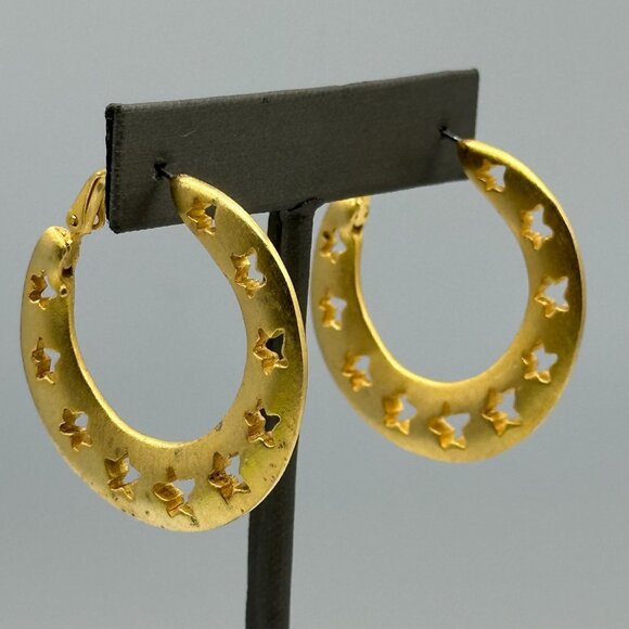 3/$30 Gold Tone Hoop Earrings Cutout Star Design Matte Finish Retro Statement - Picture 6 of 9